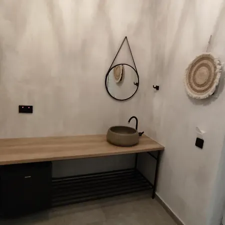 Ξενοδοχείο Arkana 2*